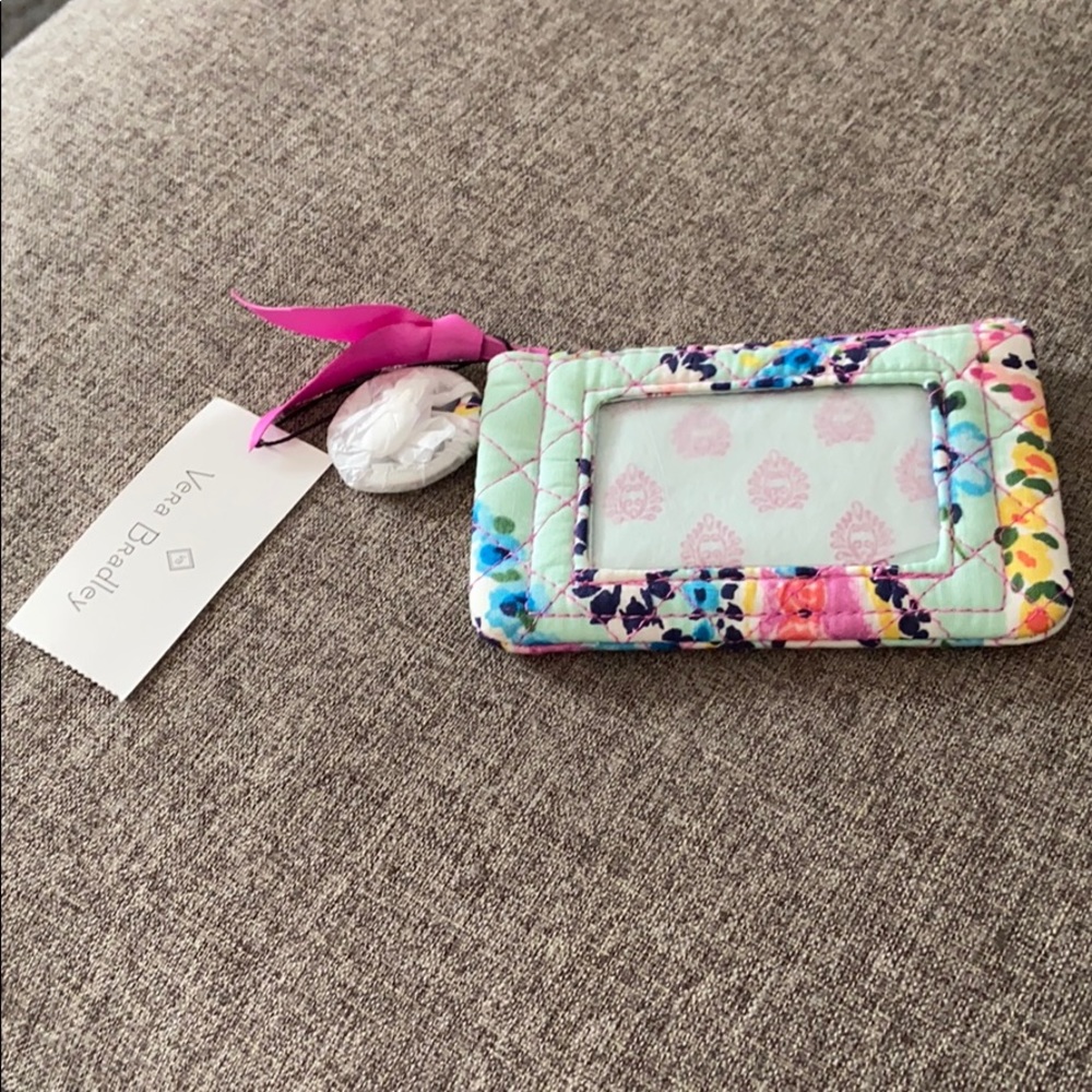 Zip ID Case